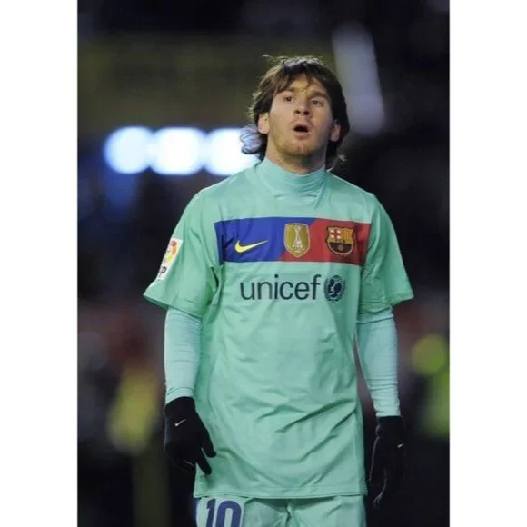 Messi Barcelona 2010 2011 Away Soccer Jersey XL SKU# 382358-310